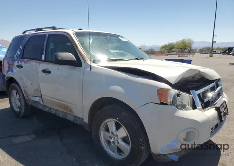 2012 Ford Escape Xlt z USA, uszkodzony, nr VIN 1FMCU9DG2CKB04197